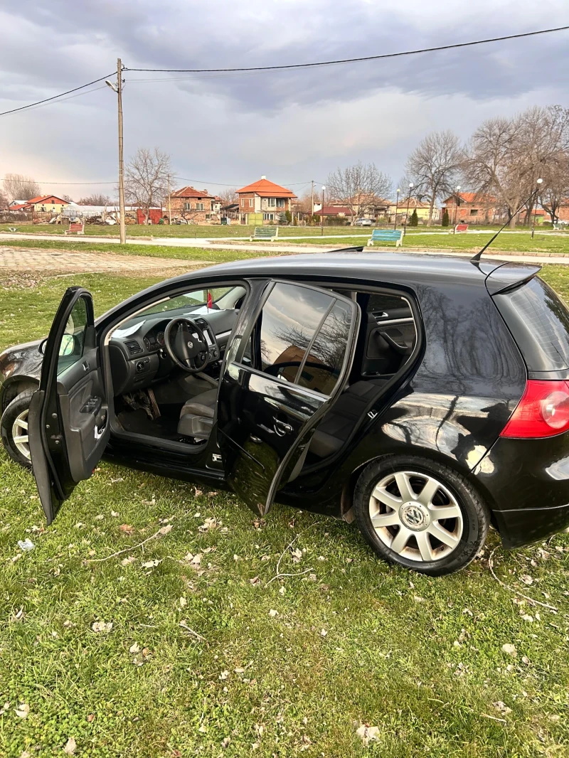 VW Golf 2.0 TDI - 4 MOTION , снимка 3 - Автомобили и джипове - 52976154