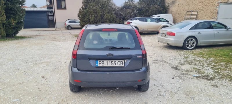 Ford Fiesta 1.4 HDI, снимка 5 - Автомобили и джипове - 53180780