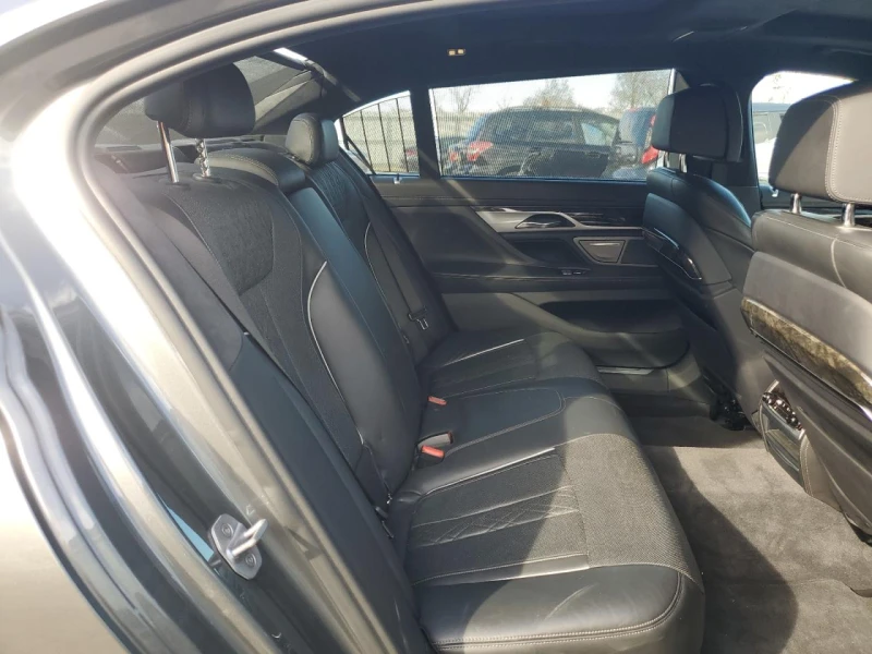 BMW 750 ALPINA B7 xDrive, снимка 10 - Автомобили и джипове - 53489813