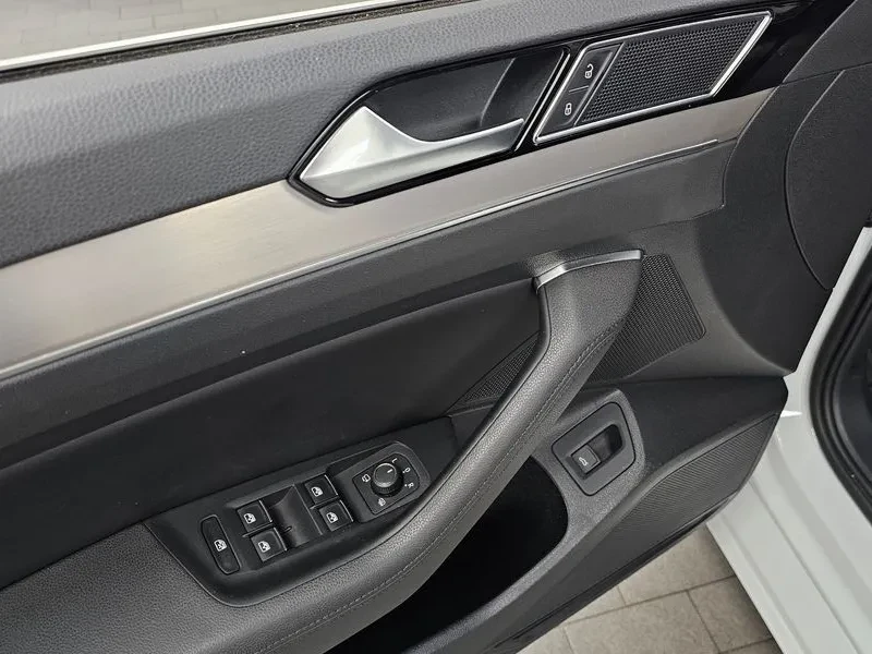 VW Passat Gt(B8) 2.0 Tdi, снимка 17 - Автомобили и джипове - 55062380