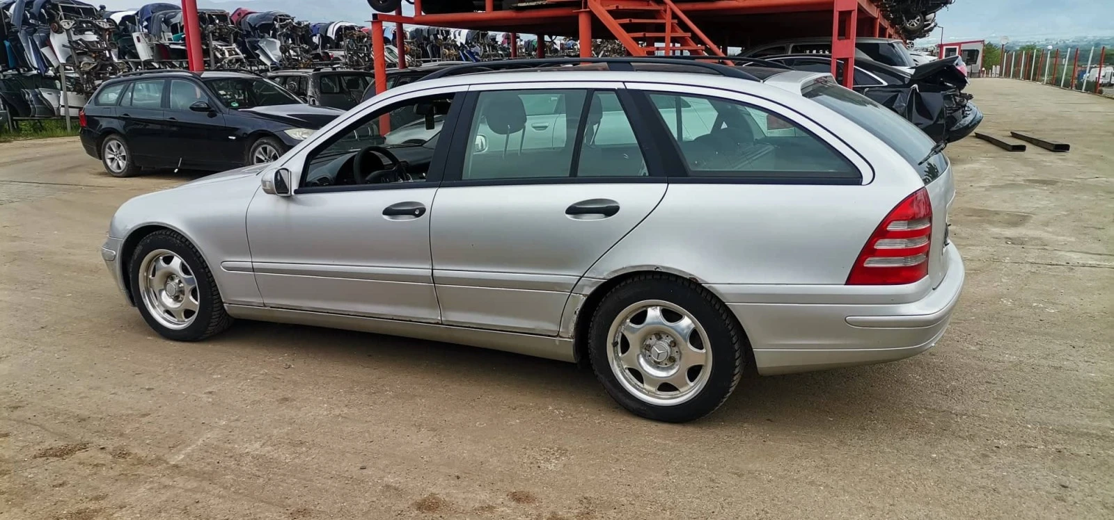 Mercedes-Benz C 200 2.2 - изображение 3