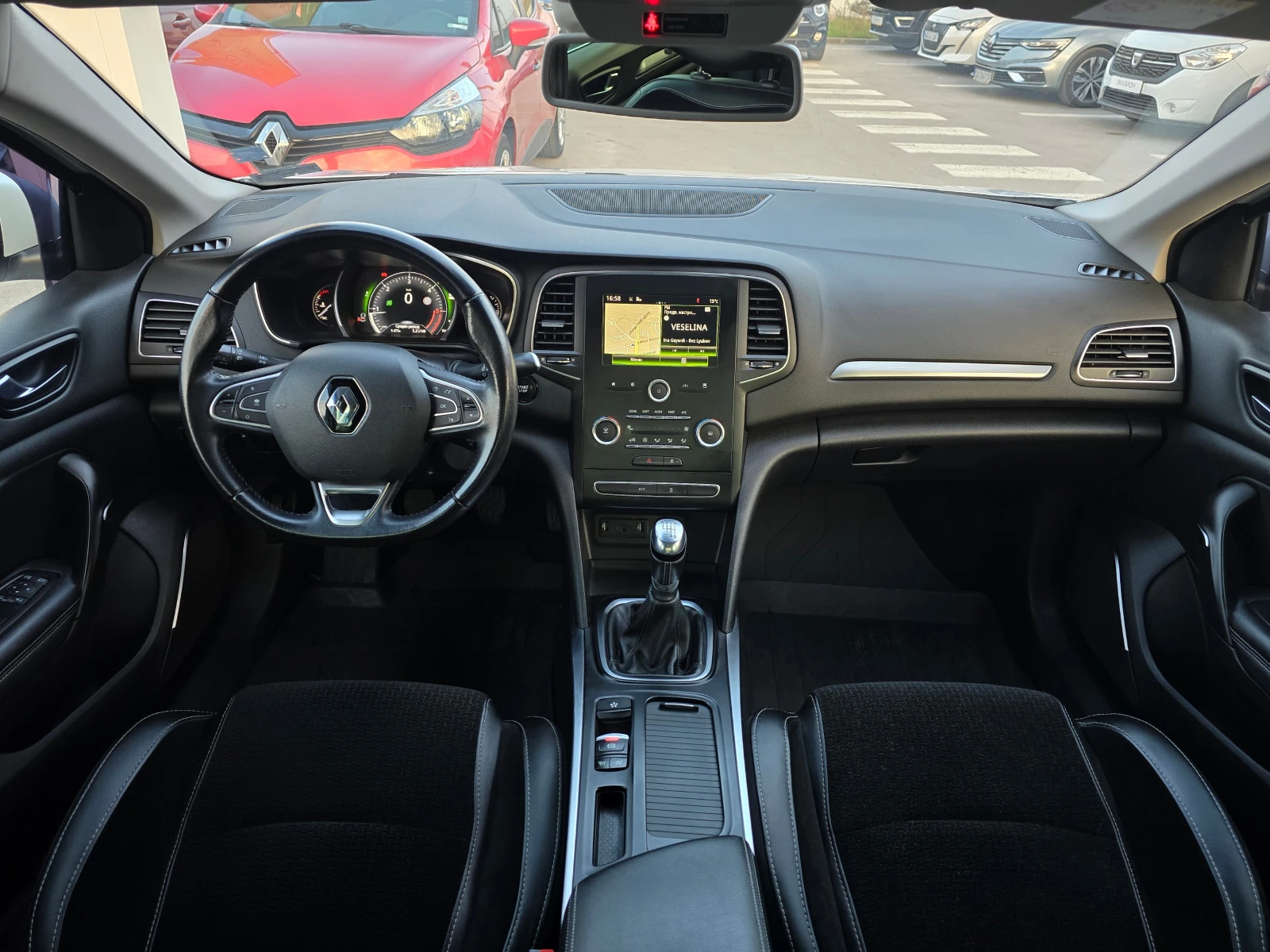 Renault Megane 1.6 dCi - изображение 8