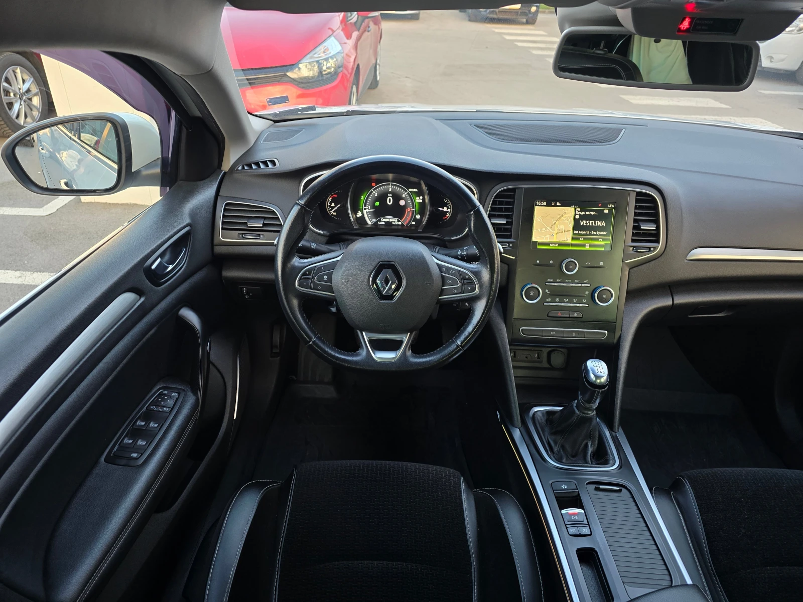 Renault Megane 1.6 dCi - изображение 9