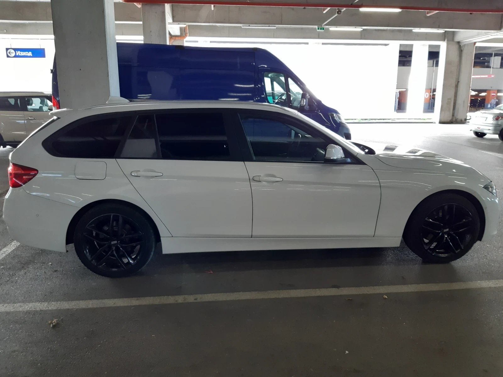 BMW 320 2.0d Facelift - изображение 8