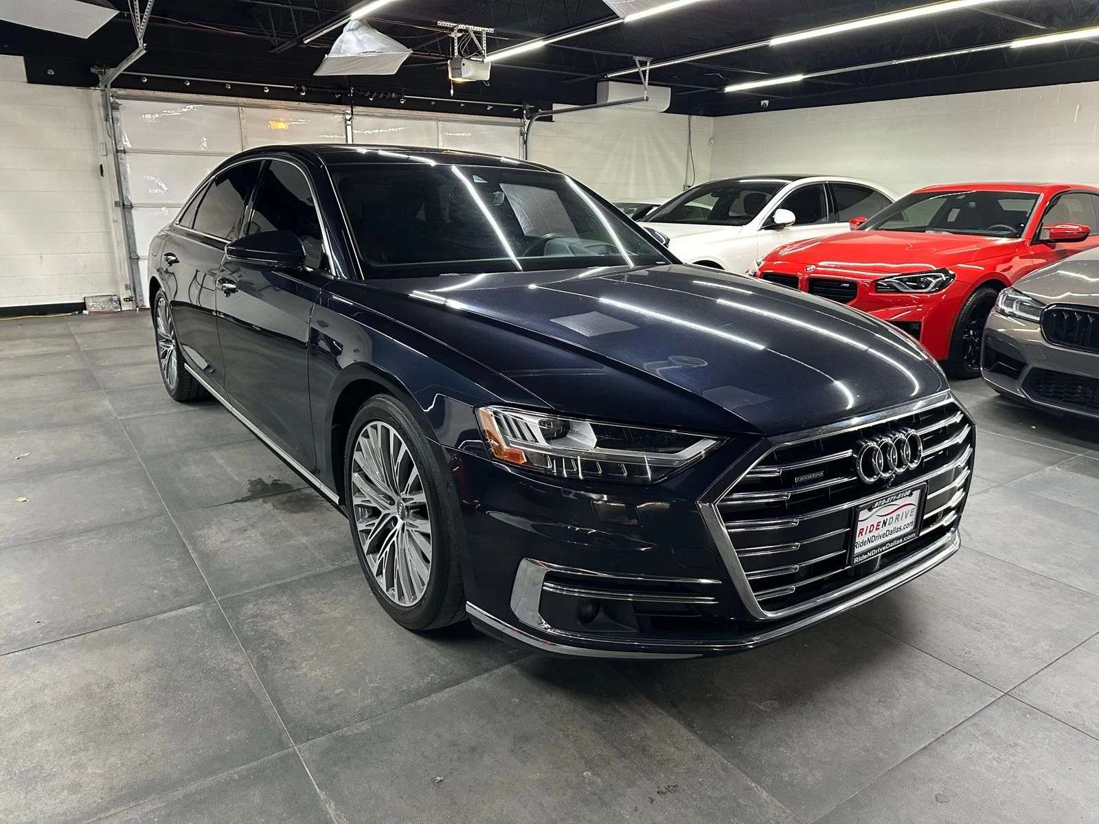 Audi A8 L* B&O* Масаж* Пано* Distronic - изображение 3