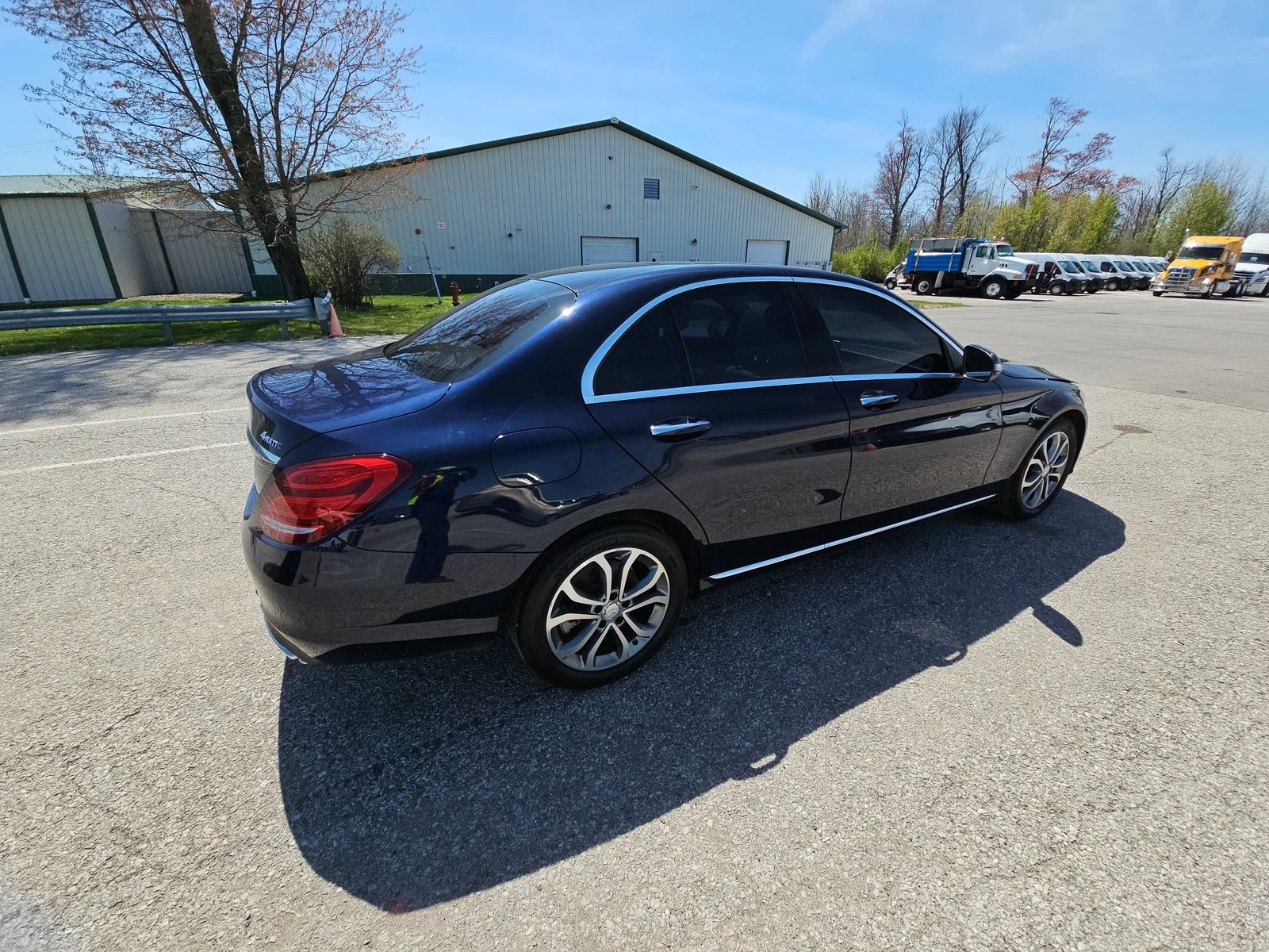 Mercedes-Benz C 300 4MATIC* BURMESTER* ПОДГРЕВ* КАМЕРА* КЕЙЛЕС* LANE*  - изображение 2