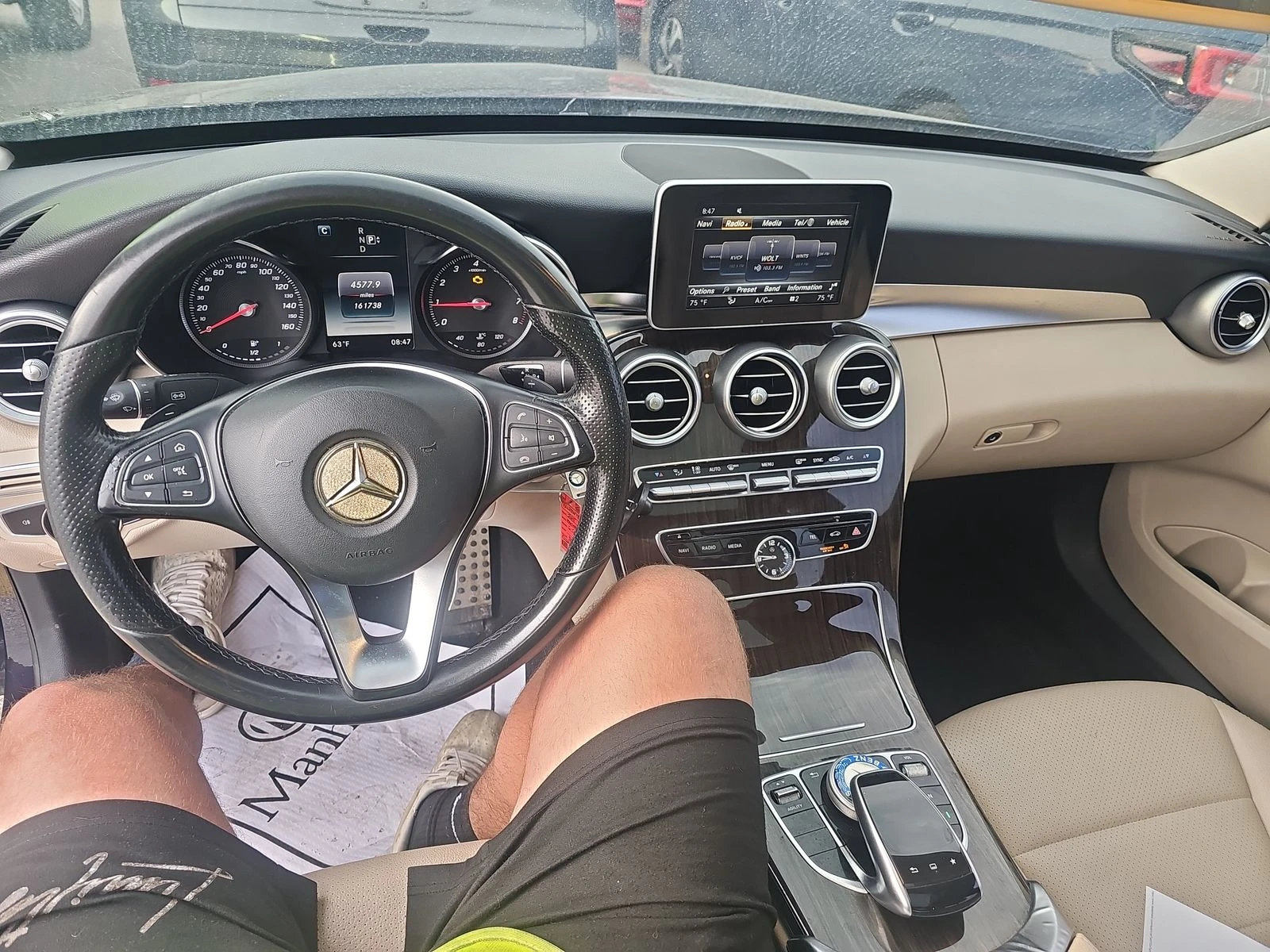 Mercedes-Benz C 300 4MATIC* BURMESTER* ПОДГРЕВ* КАМЕРА* КЕЙЛЕС* LANE*  - изображение 9