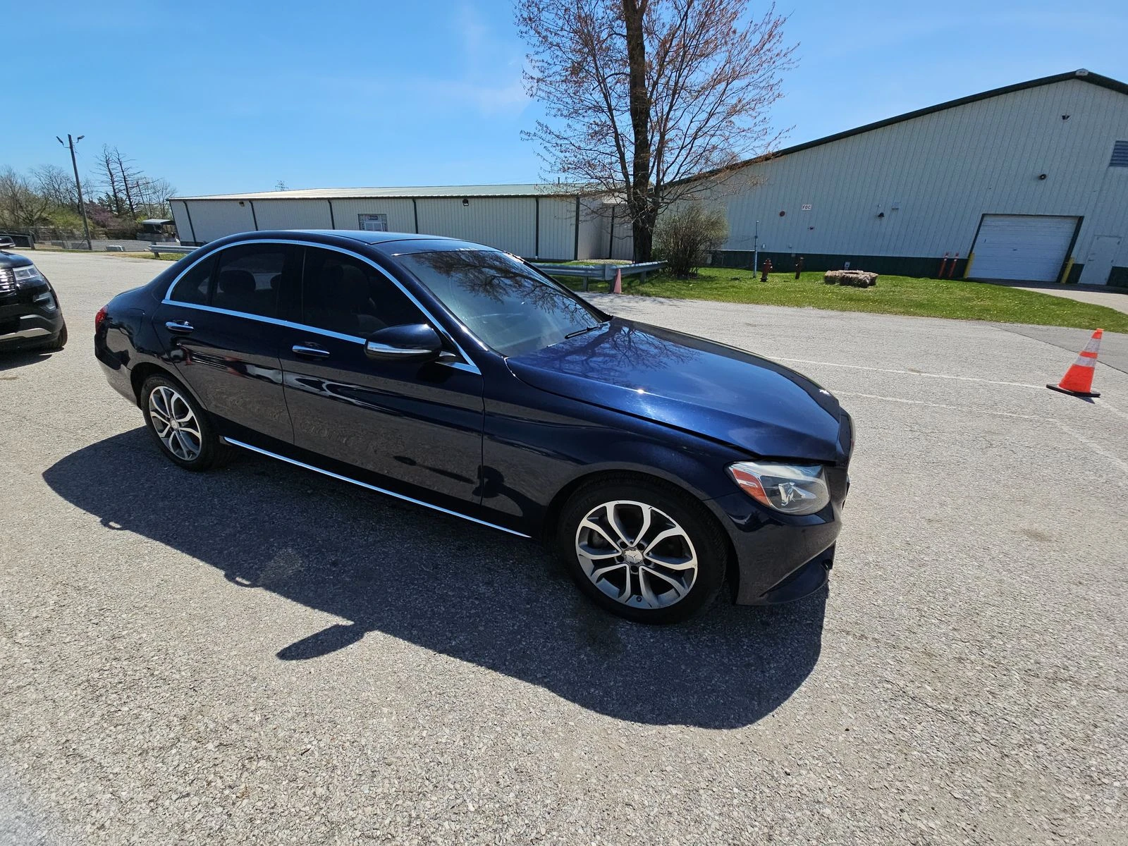 Mercedes-Benz C 300 4MATIC* BURMESTER* ПОДГРЕВ* КАМЕРА* КЕЙЛЕС* LANE*  - изображение 3
