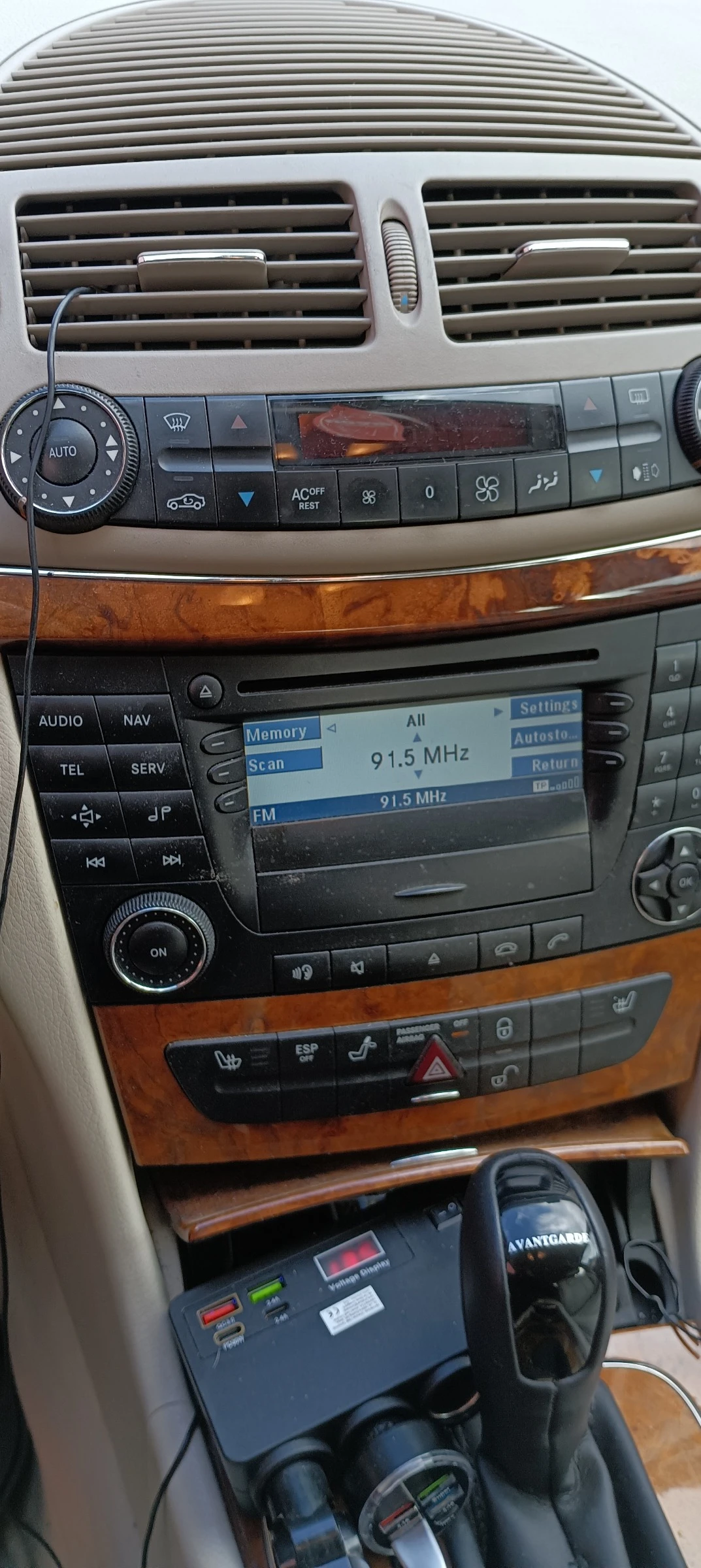 Mercedes-Benz E 320 3.2 - изображение 10
