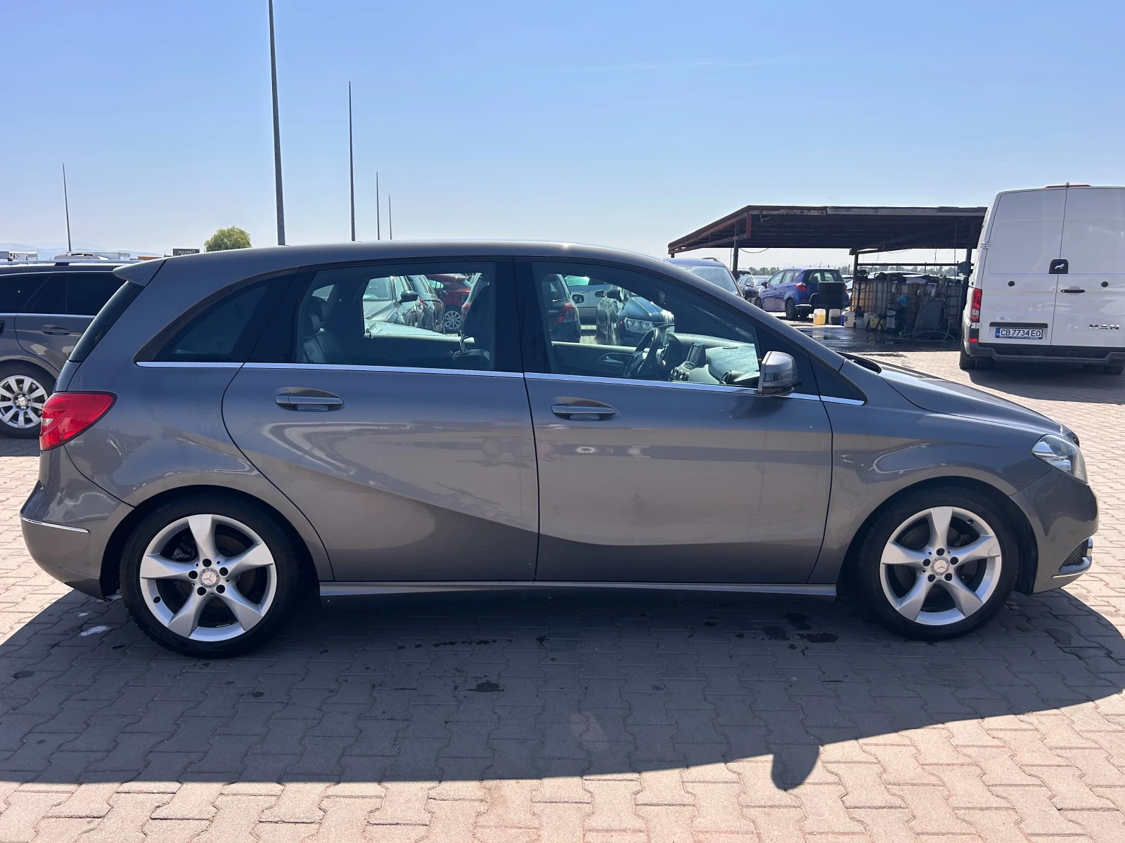 Mercedes-Benz B 200 CDI NAVI/KOJA EURO 5 - изображение 5
