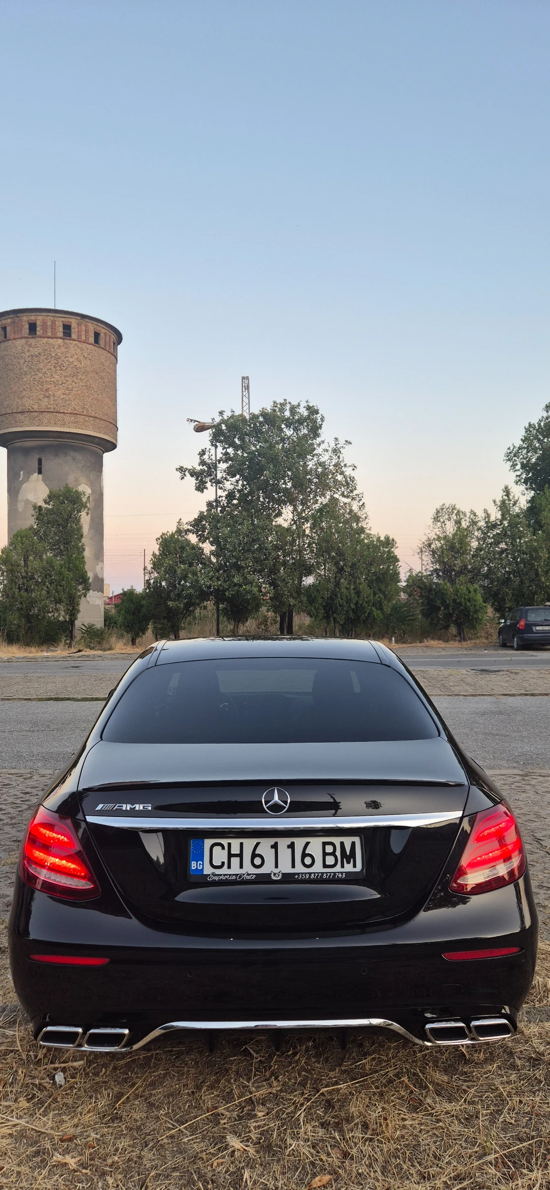 Mercedes-Benz E 220 AMG OPTIC - изображение 3