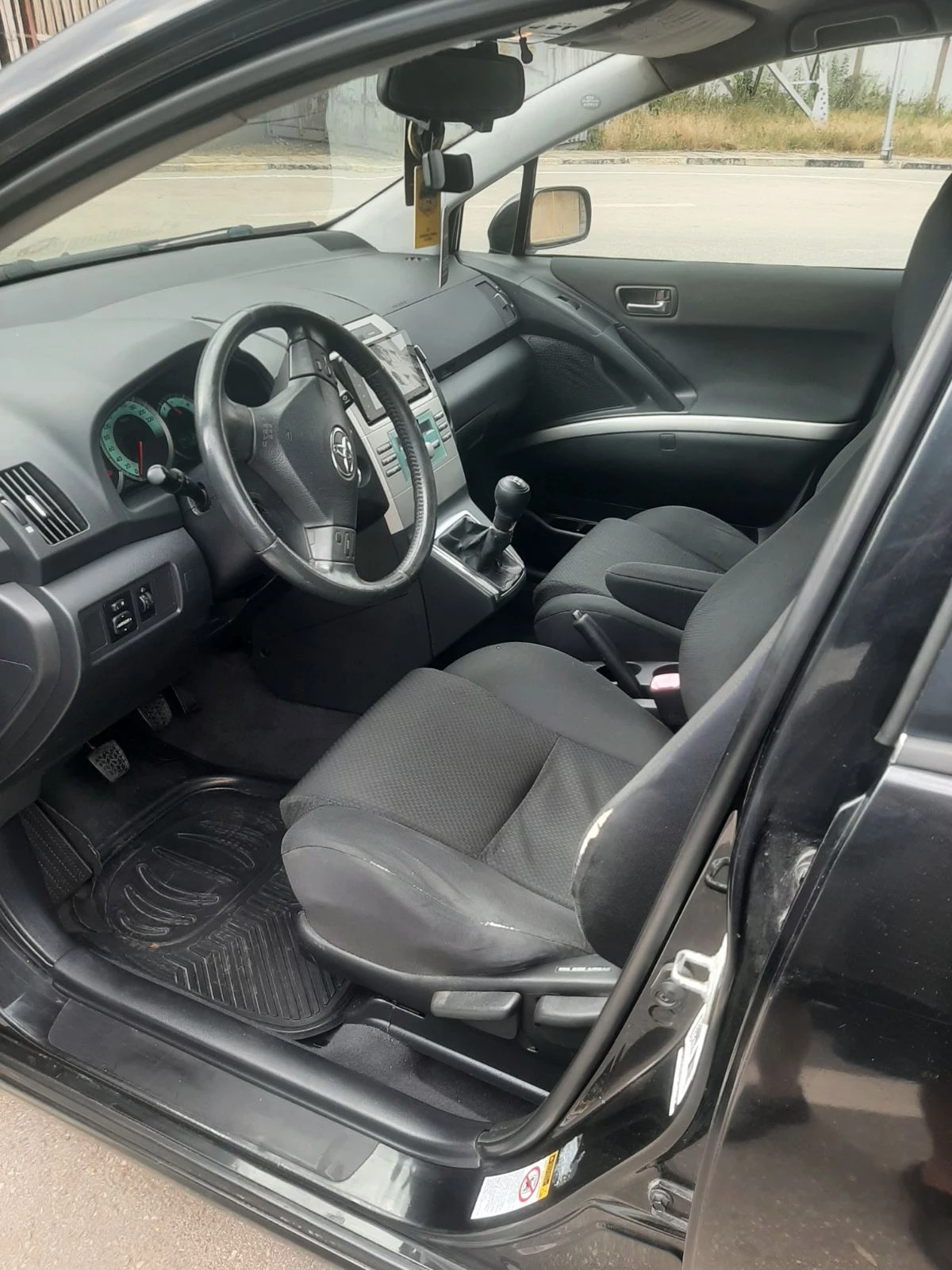 Toyota Corolla verso 2.0 | Mobile.bg   11