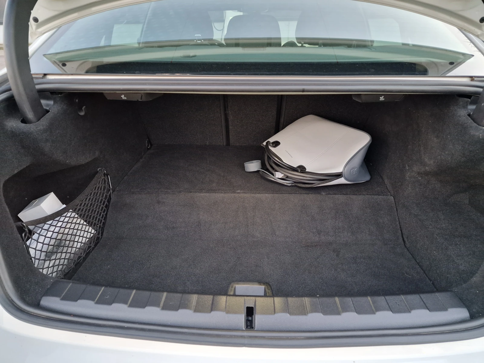 BMW 330 xDrive Plug-In Hybrid 2023 | 288 hp | 4x4 | US | Mobile.bg � ����������� 17