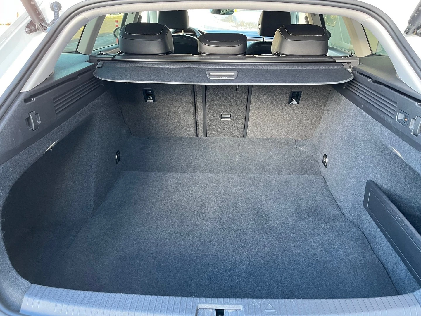 VW Arteon Elegance 2.0 TSI OPF DSG | Mobile.bg � ����������� 4