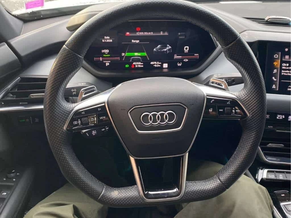 Audi E-Tron GT * quattro * PANO* KEYLESS* ПОДГРЕВ*  - изображение 9