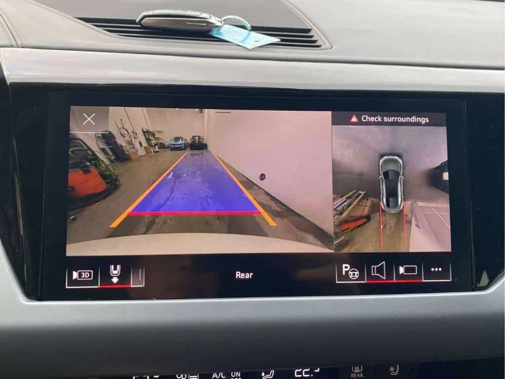 Audi E-Tron GT * quattro * PANO* KEYLESS* �������*  | Mobile.bg � ����������� 11