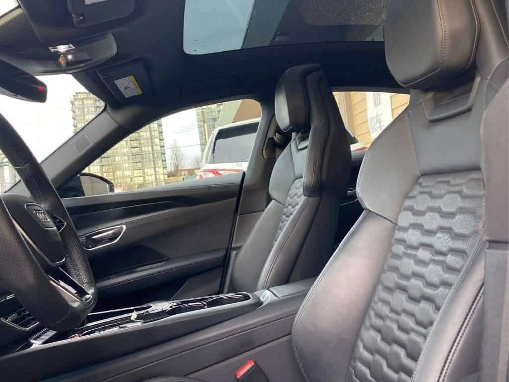 Audi E-Tron GT * quattro * PANO* KEYLESS* ПОДГРЕВ*  - изображение 5