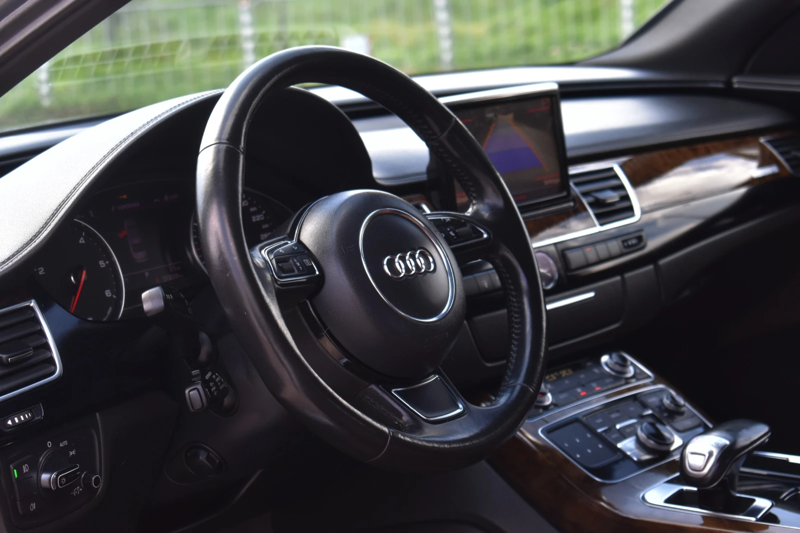 Audi A8 4.2TDI* EXCLUSIVE* ОБДУХВАНЕ* ПОДГРЕВИ* DISSTRONIC, снимка 8 - Автомобили и джипове - 54098831