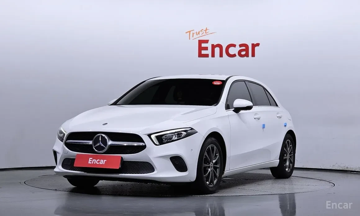 Mercedes-Benz A 220 AMG* Facelift* Подгрев* Шибедах* Start Stop* Blind