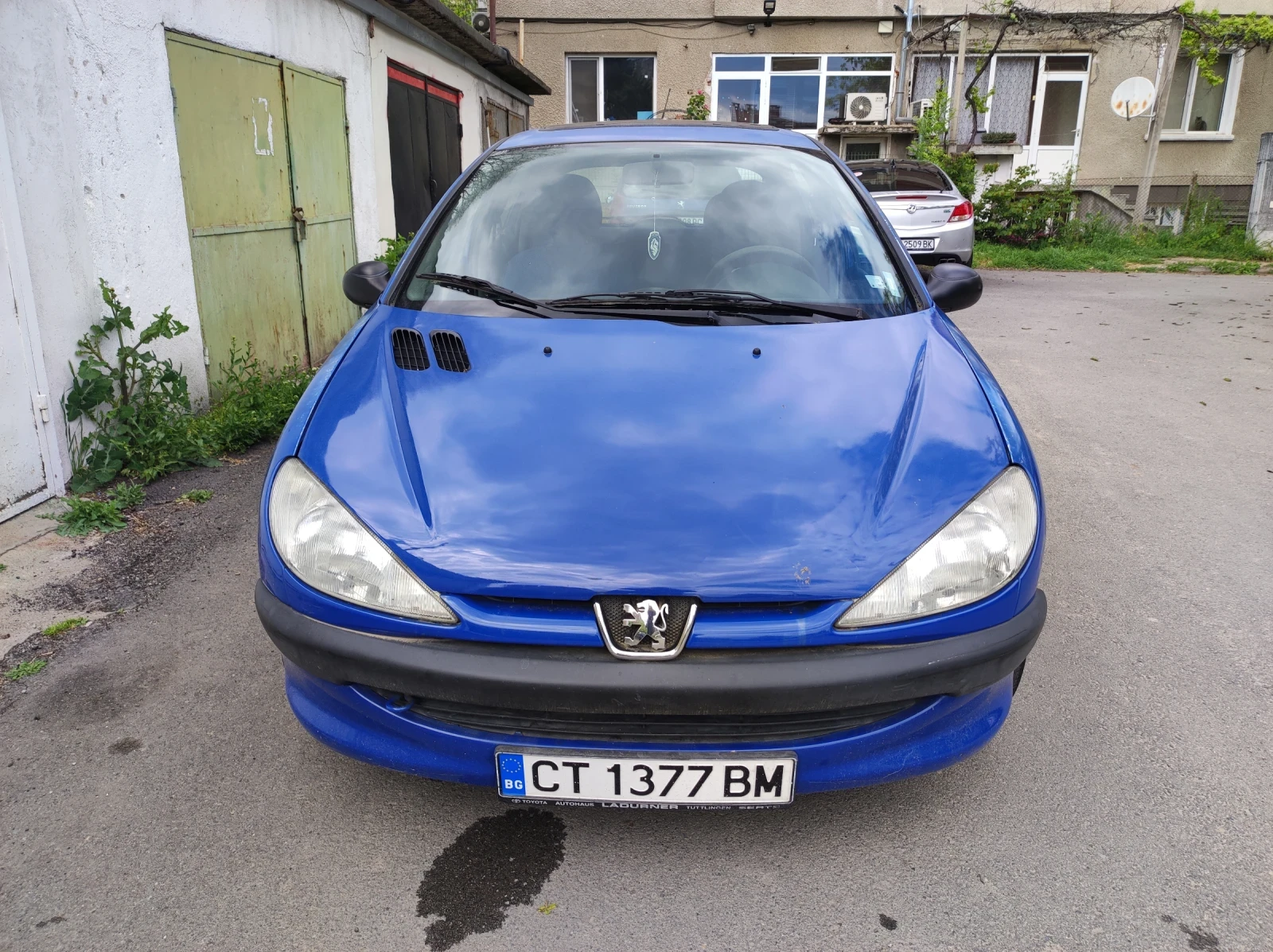 Peugeot 206 1.1i, снимка 2 - Автомобили и джипове - 54397875