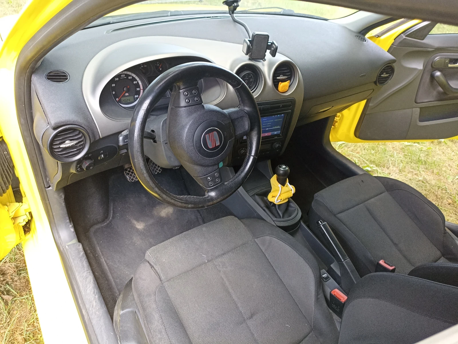 Seat Ibiza FR, снимка 10 - Автомобили и джипове - 54655613