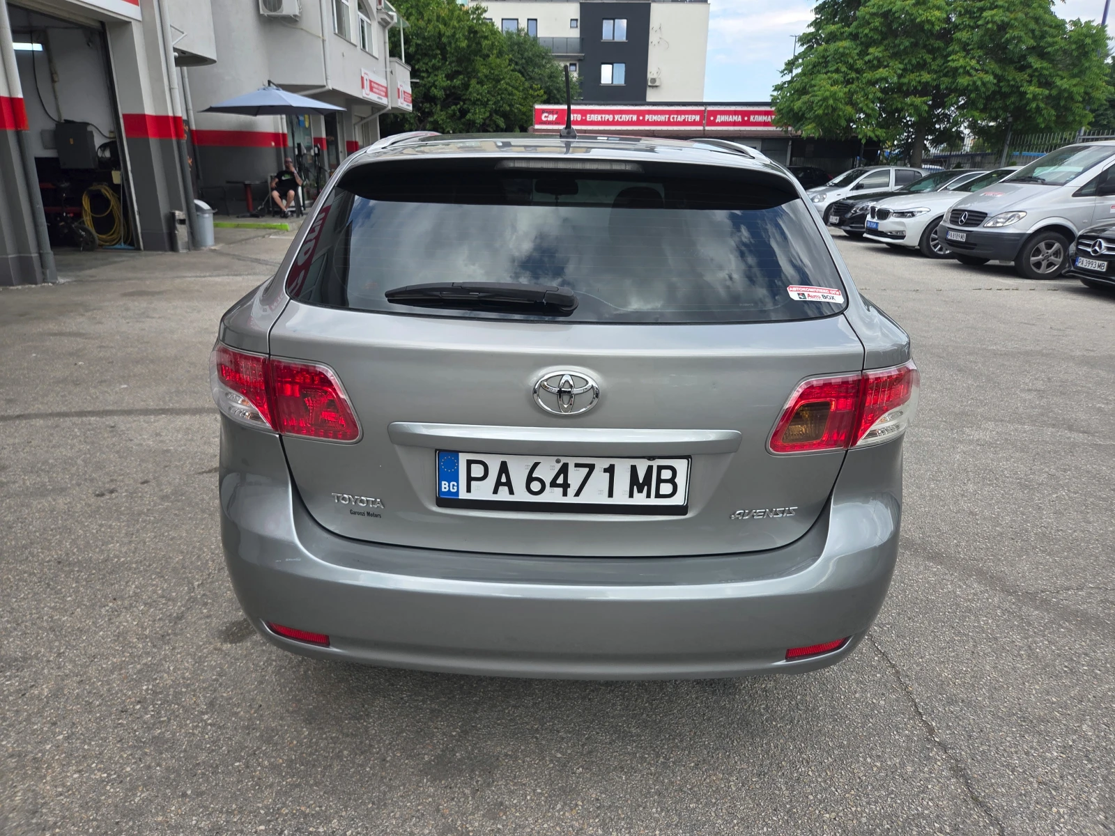 Toyota Avensis 2.2d(150 Hp)AT/Navi/Камера, снимка 4 - Автомобили и джипове - 54740669