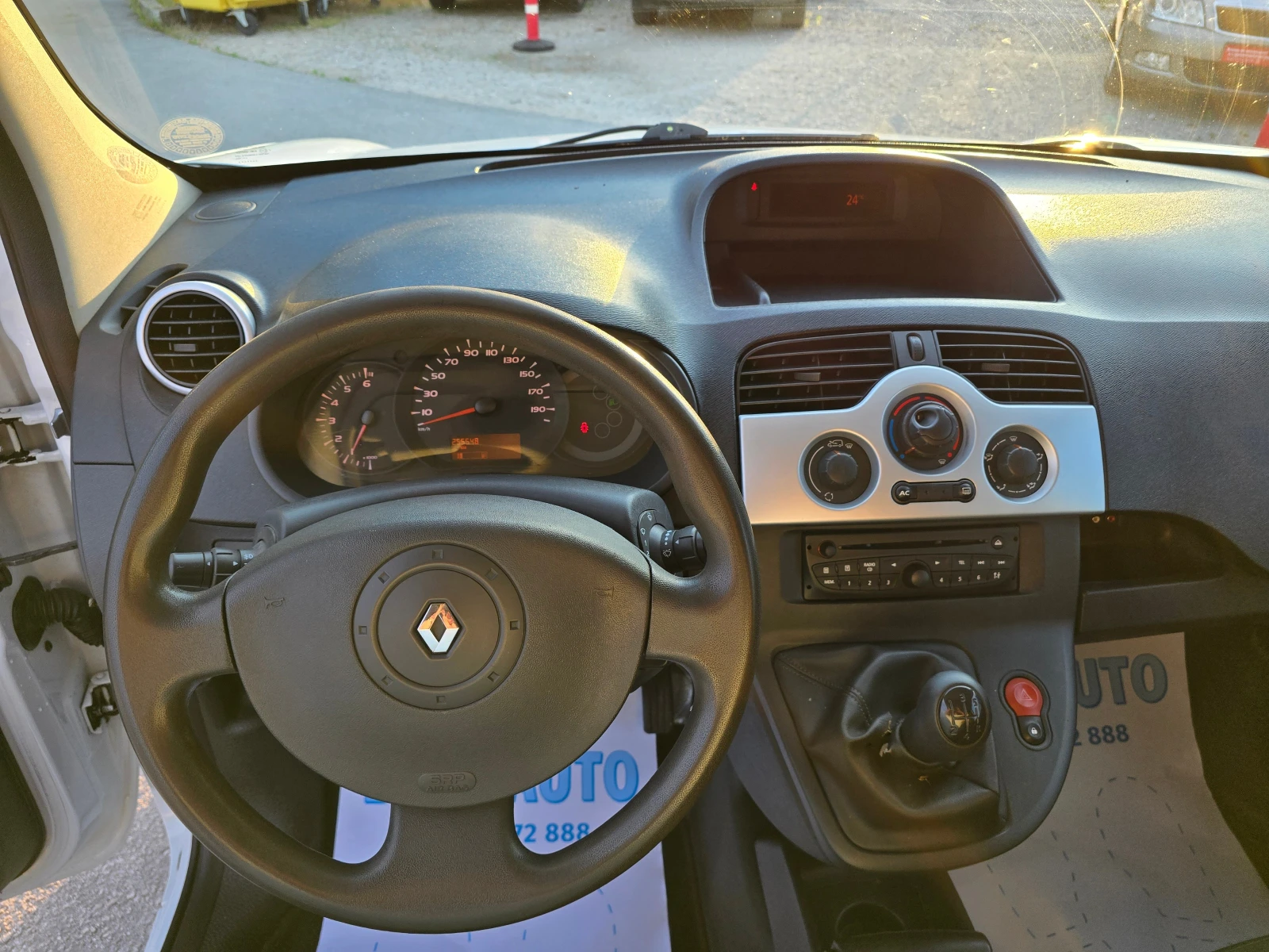 Renault Kangoo 1.5DCi/90ps/KLIMA, снимка 12 - Автомобили и джипове - 55200880