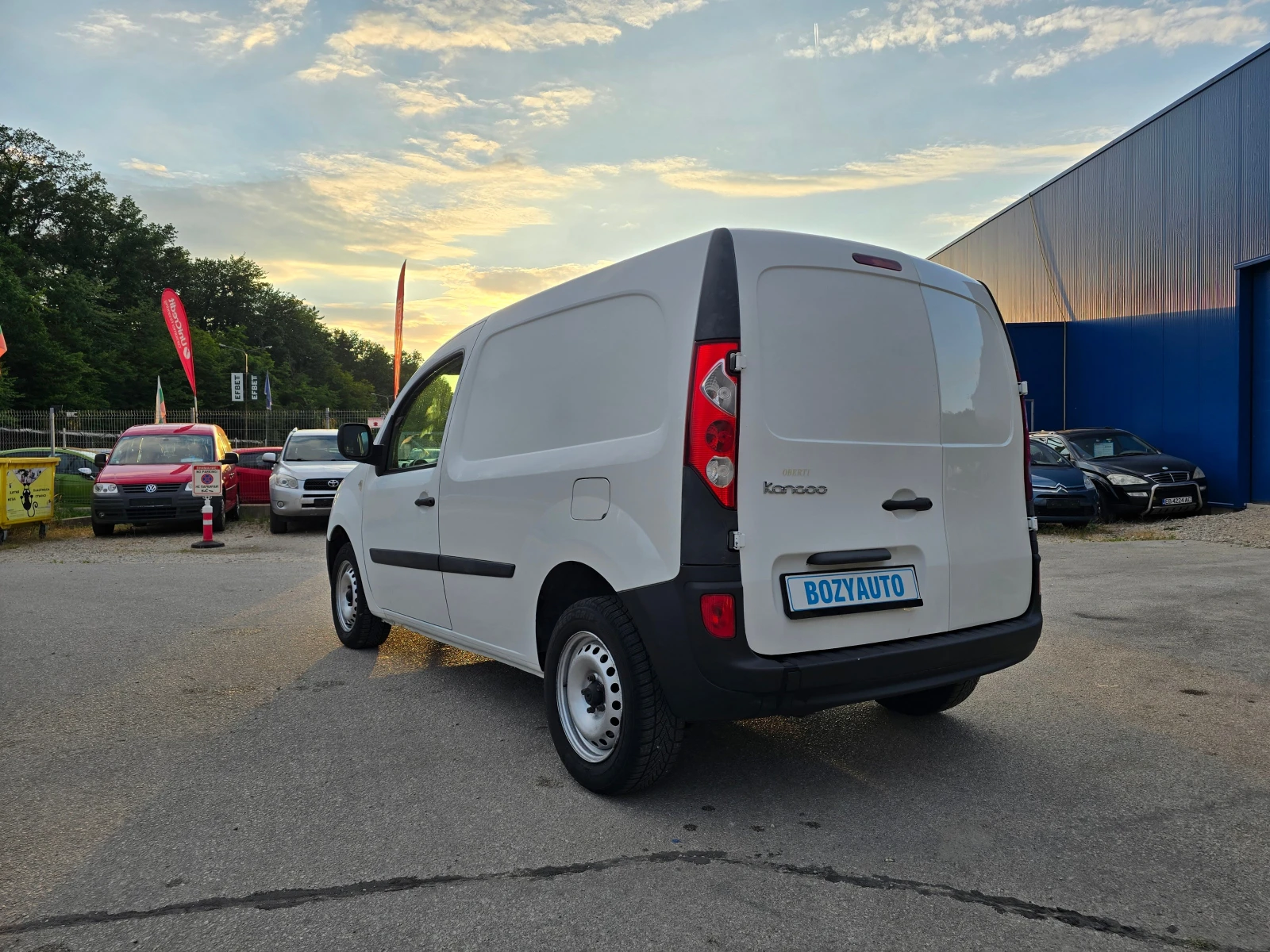 Renault Kangoo 1.5DCi/90ps/KLIMA, снимка 4 - Автомобили и джипове - 55200880