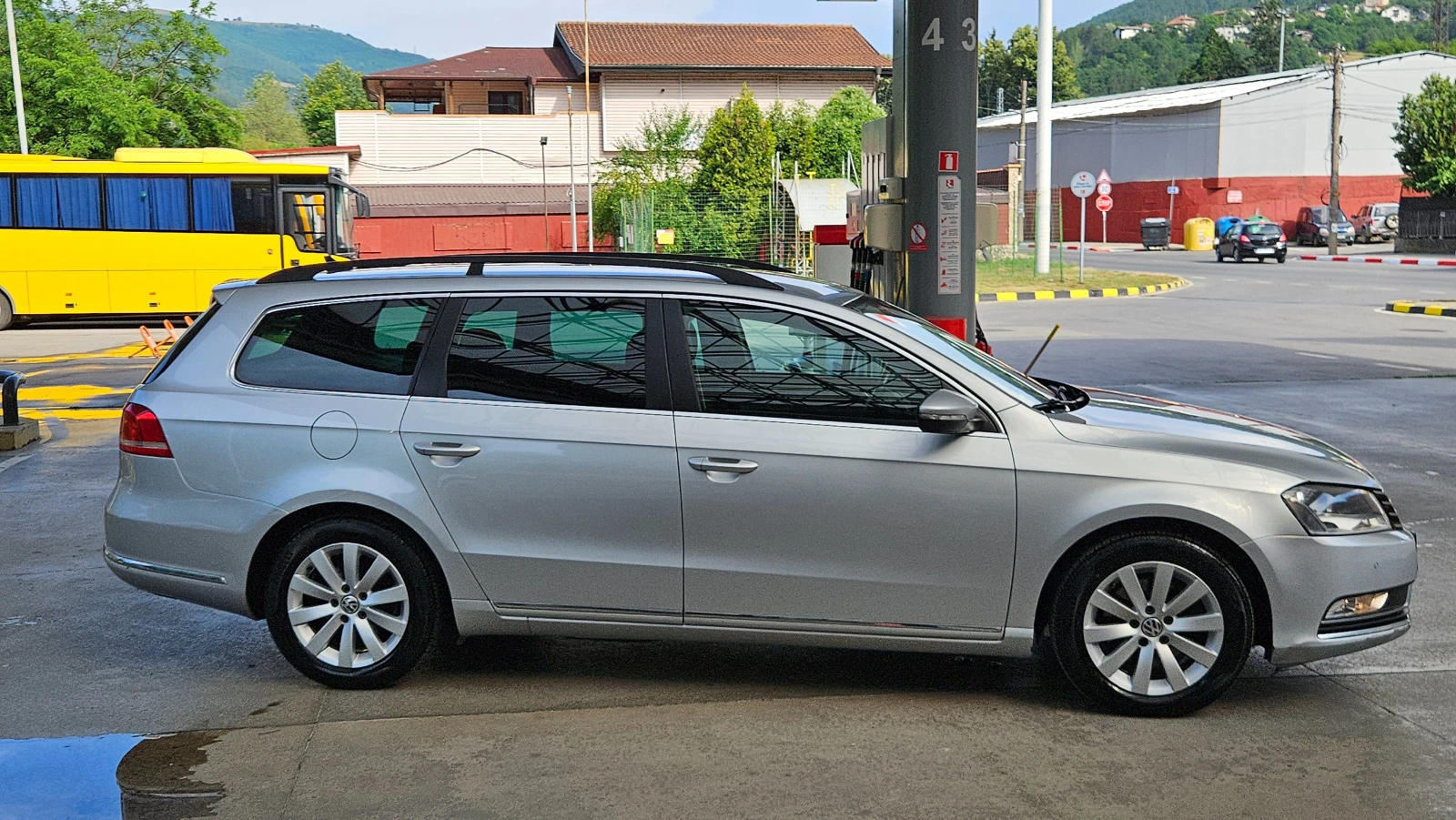 VW Passat 2.0 TDI NAVIG/KLIMATRON/6skorosti, снимка 8 - Автомобили и джипове - 55307204