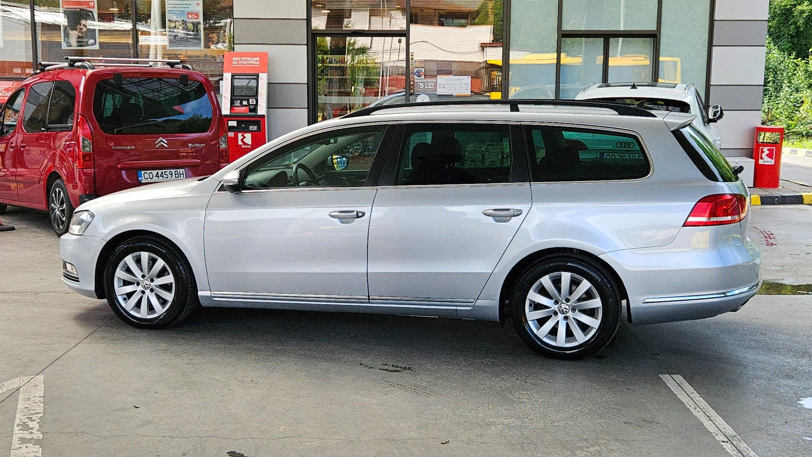 VW Passat 2.0 TDI NAVIG/KLIMATRON/6skorosti, снимка 3 - Автомобили и джипове - 55307204