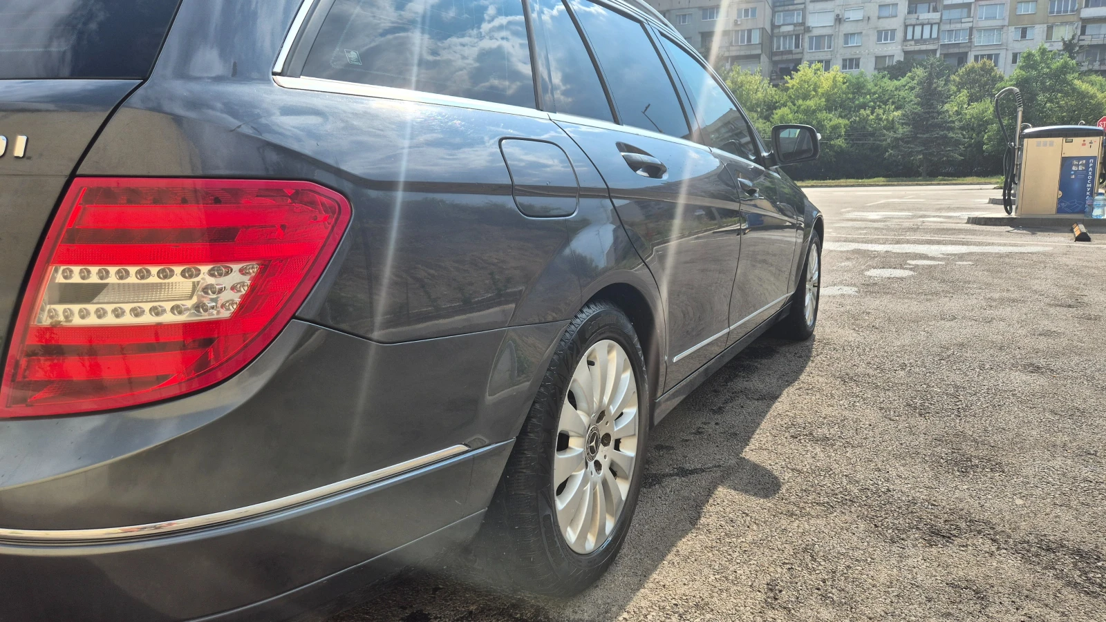 Mercedes-Benz C 220, снимка 6 - Автомобили и джипове - 55604299