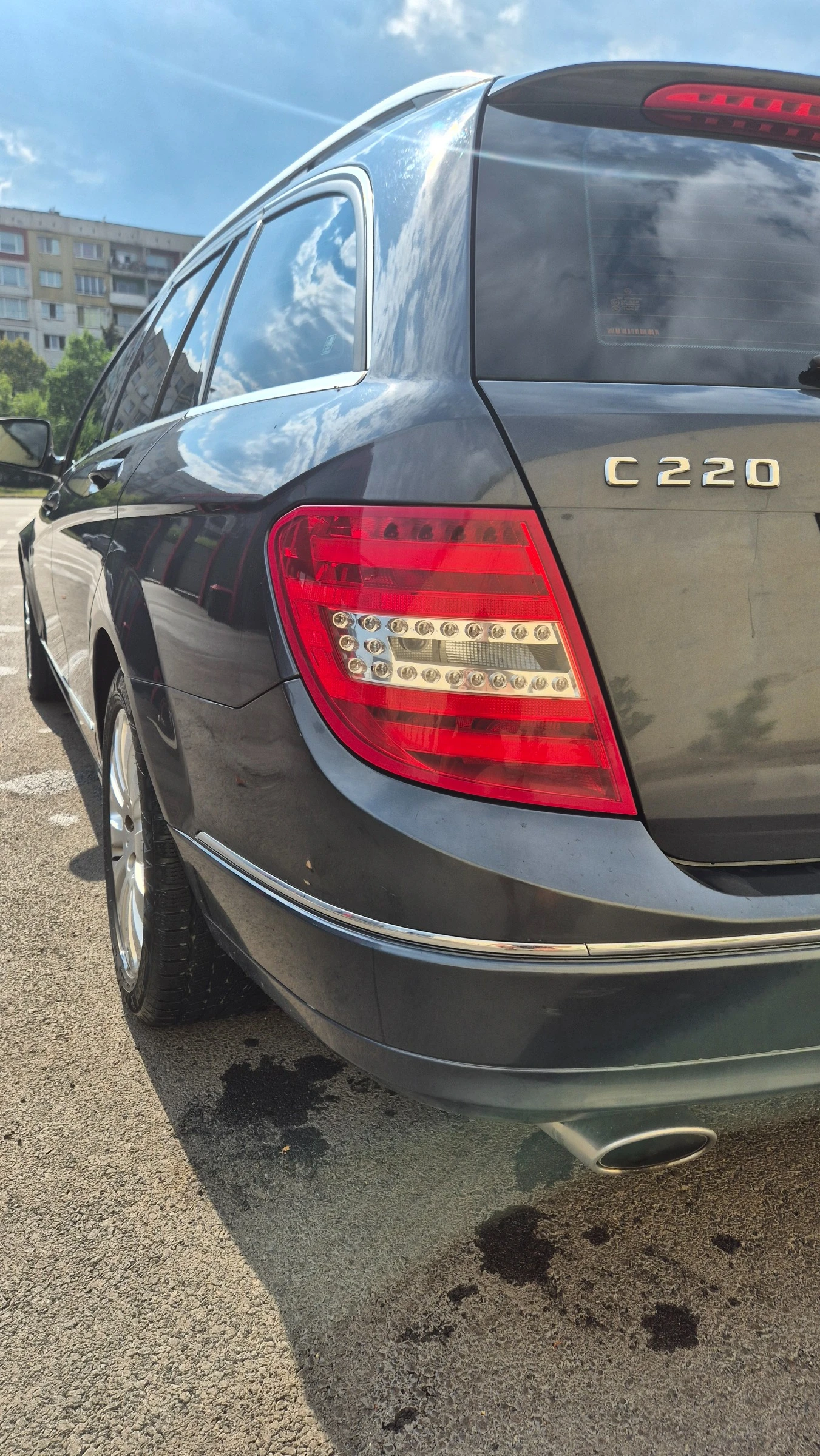 Mercedes-Benz C 220, снимка 5 - Автомобили и джипове - 55604299
