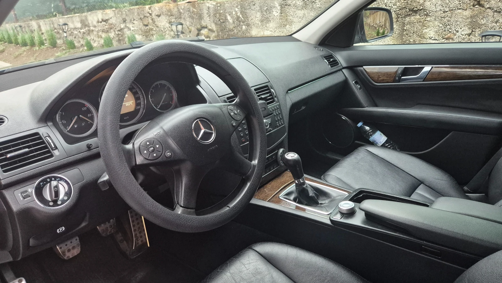 Mercedes-Benz C 220, снимка 17 - Автомобили и джипове - 55604299