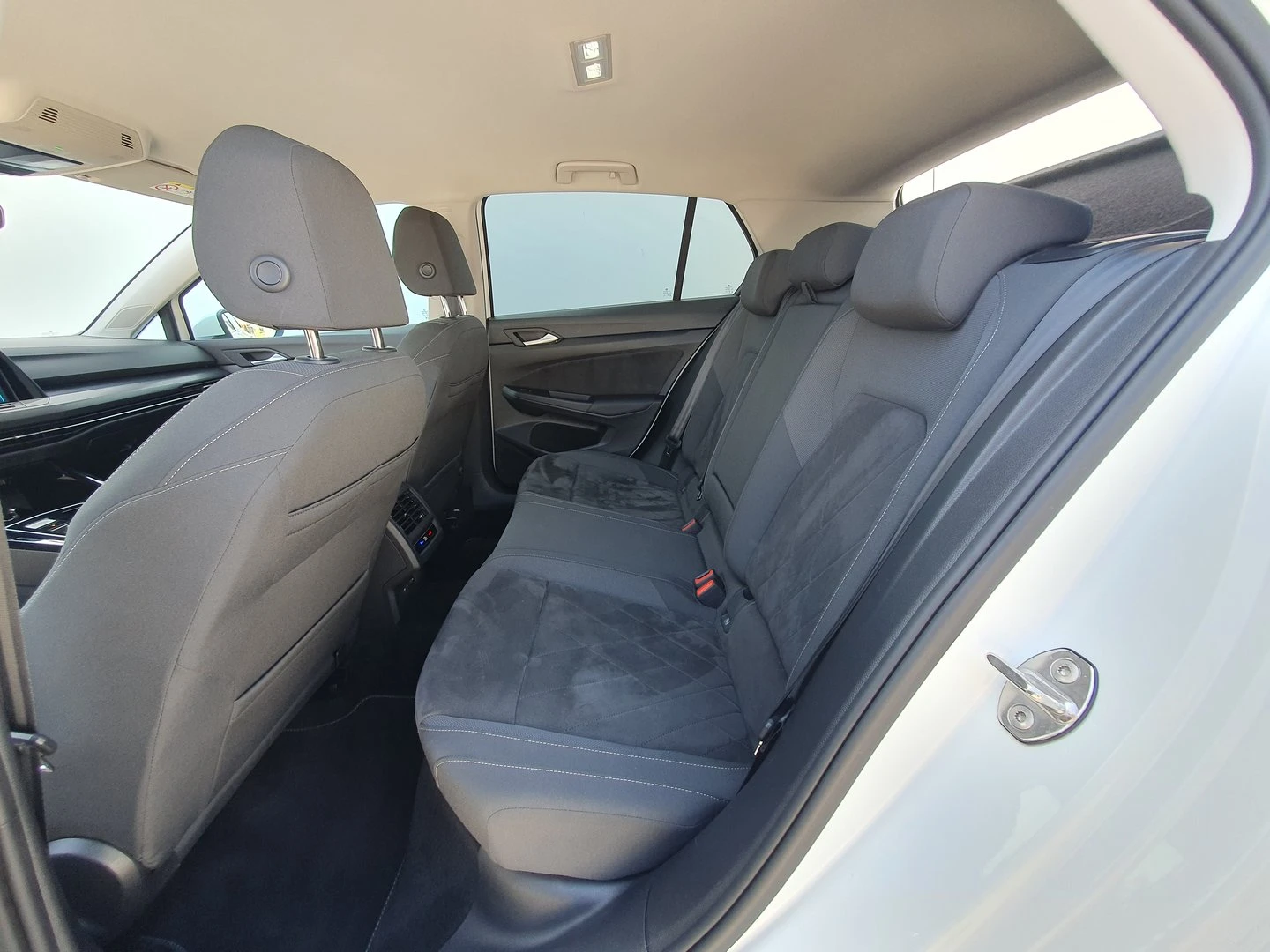 VW Golf, снимка 6 - Автомобили и джипове - 56422638