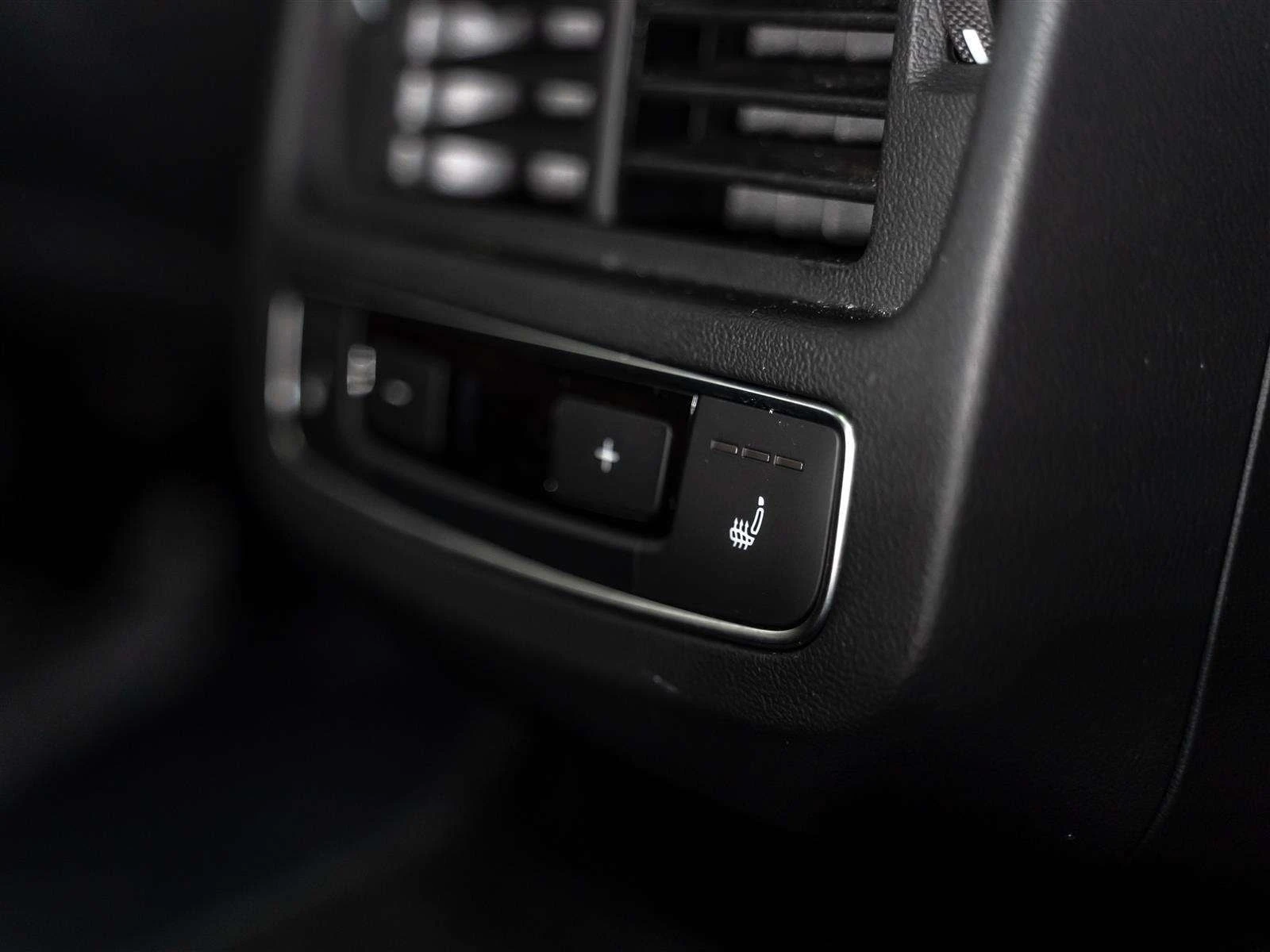 Audi E-Tron GT * Premium Plus| B&O Sound| Black Optics| Accident , снимка 14 - Автомобили и джипове - 56132730