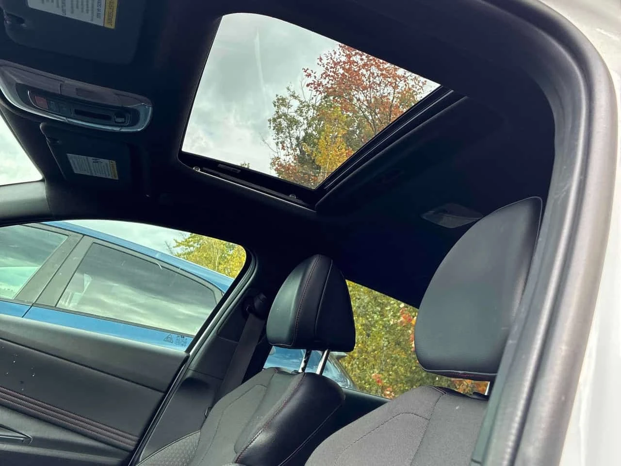 Hyundai Elantra * N Line * CARFAX * ��� ������������ ������ | Mobile.bg � ����������� 12