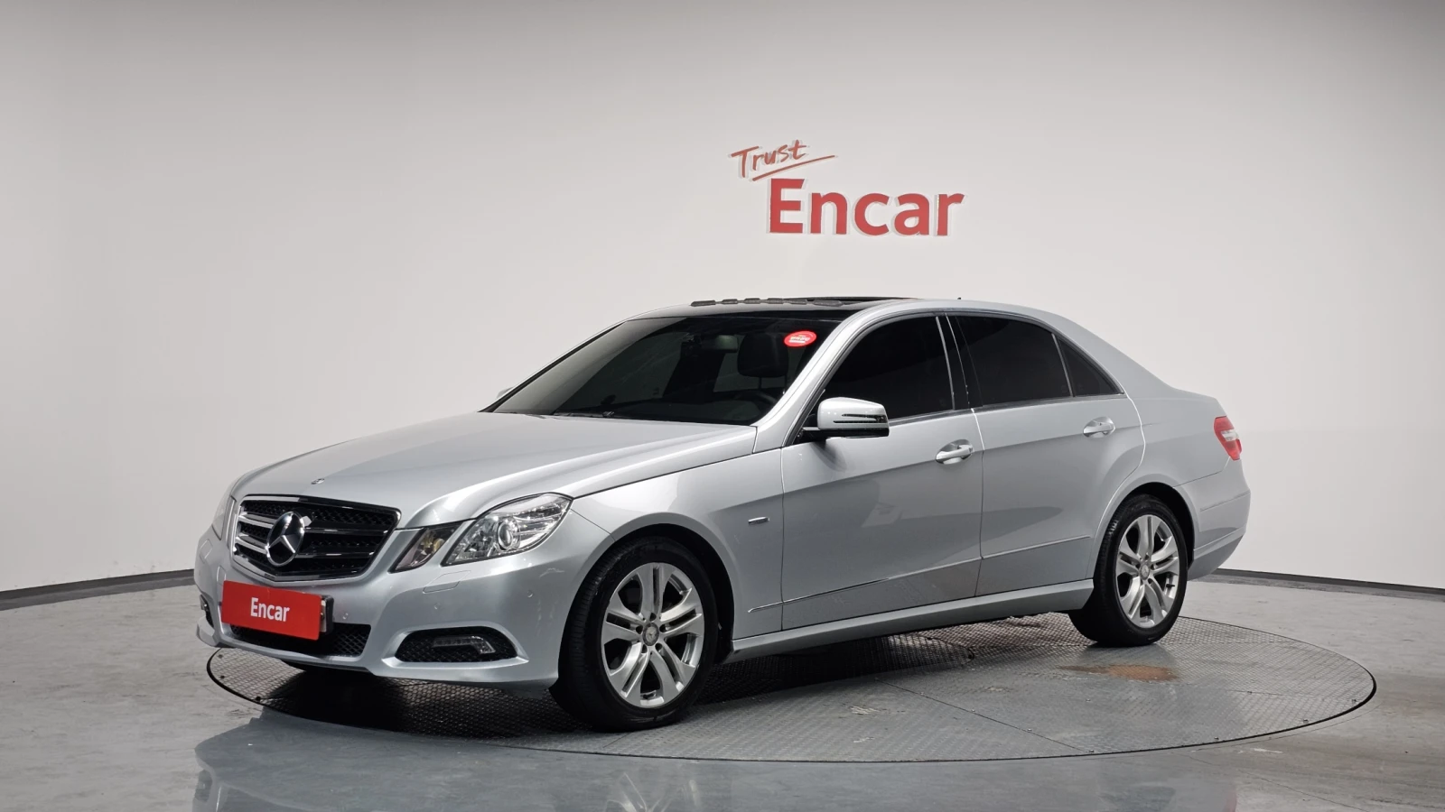 Mercedes-Benz E 200 ЛЮК КРАЙНА ЦЕНА* encareu.com