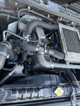 Mitsubishi Pajero 2.5TDI - 6000 € / 11734.98 лв. - 19742968 2