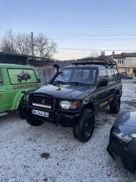 Mitsubishi Pajero 2.5TDI - 6000 € / 11734.98 лв. - 19742968 14