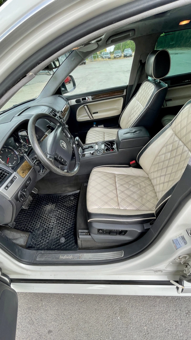 VW Touareg Individual 5.0 V10, снимка 8 - Автомобили и джипове - 47199650