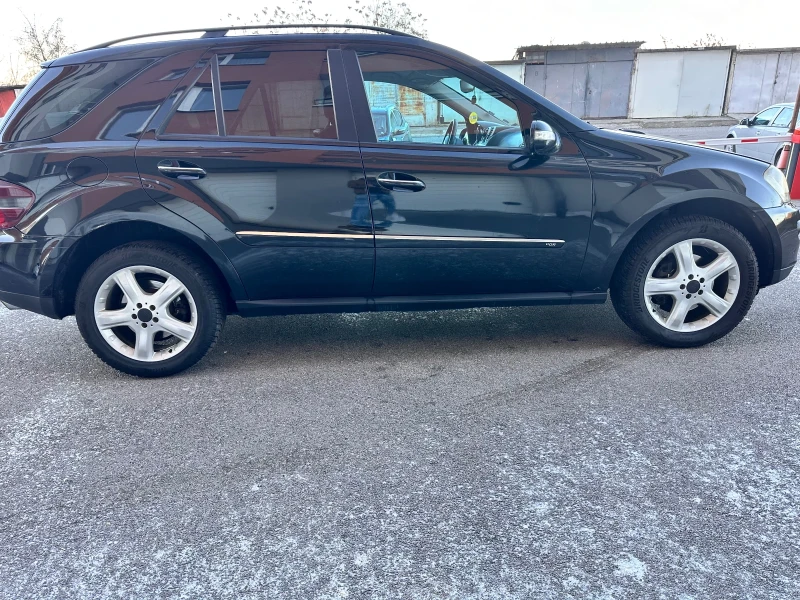 Mercedes-Benz ML 320, снимка 4 - Автомобили и джипове - 49463243