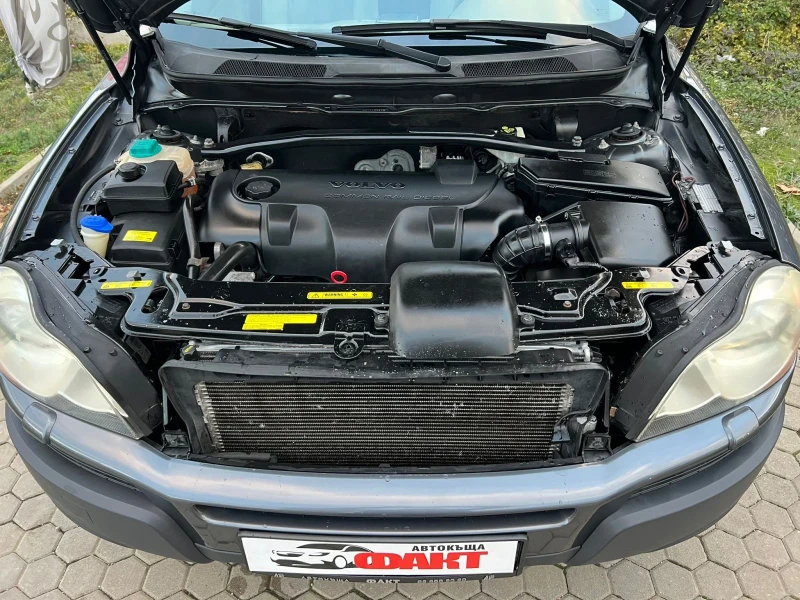 Volvo Xc90 2.4D5/4x4/КОЖА, снимка 15 - Автомобили и джипове - 52349106