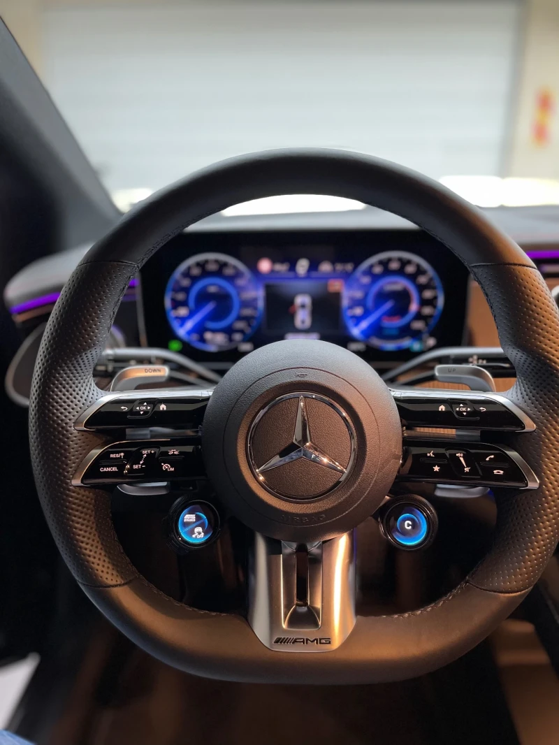 Mercedes-Benz EQE AMG 43 4MATIC, снимка 11 - Автомобили и джипове - 52486412