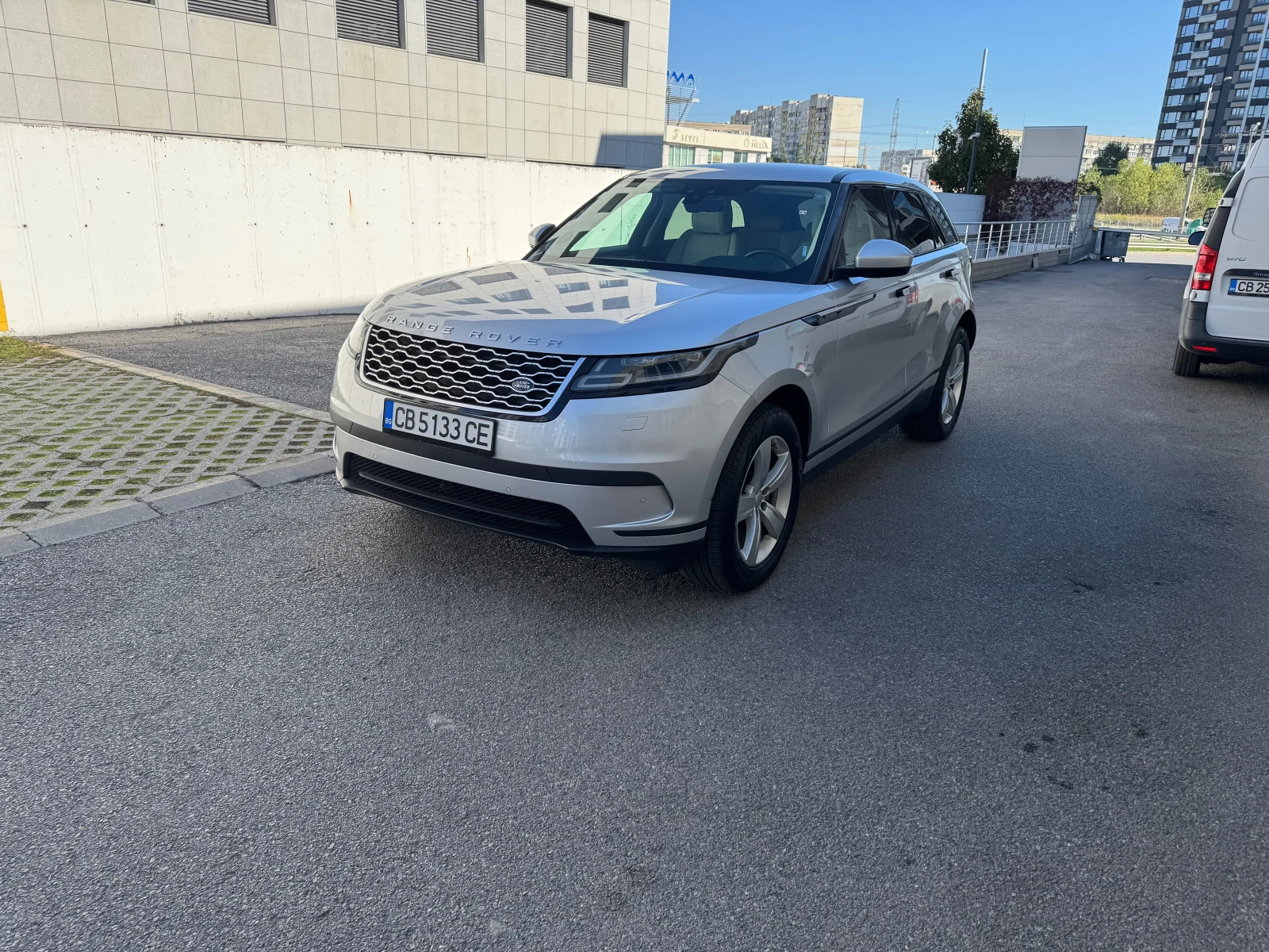 Land Rover Range Rover Velar S 4WD Auto - изображение 2
