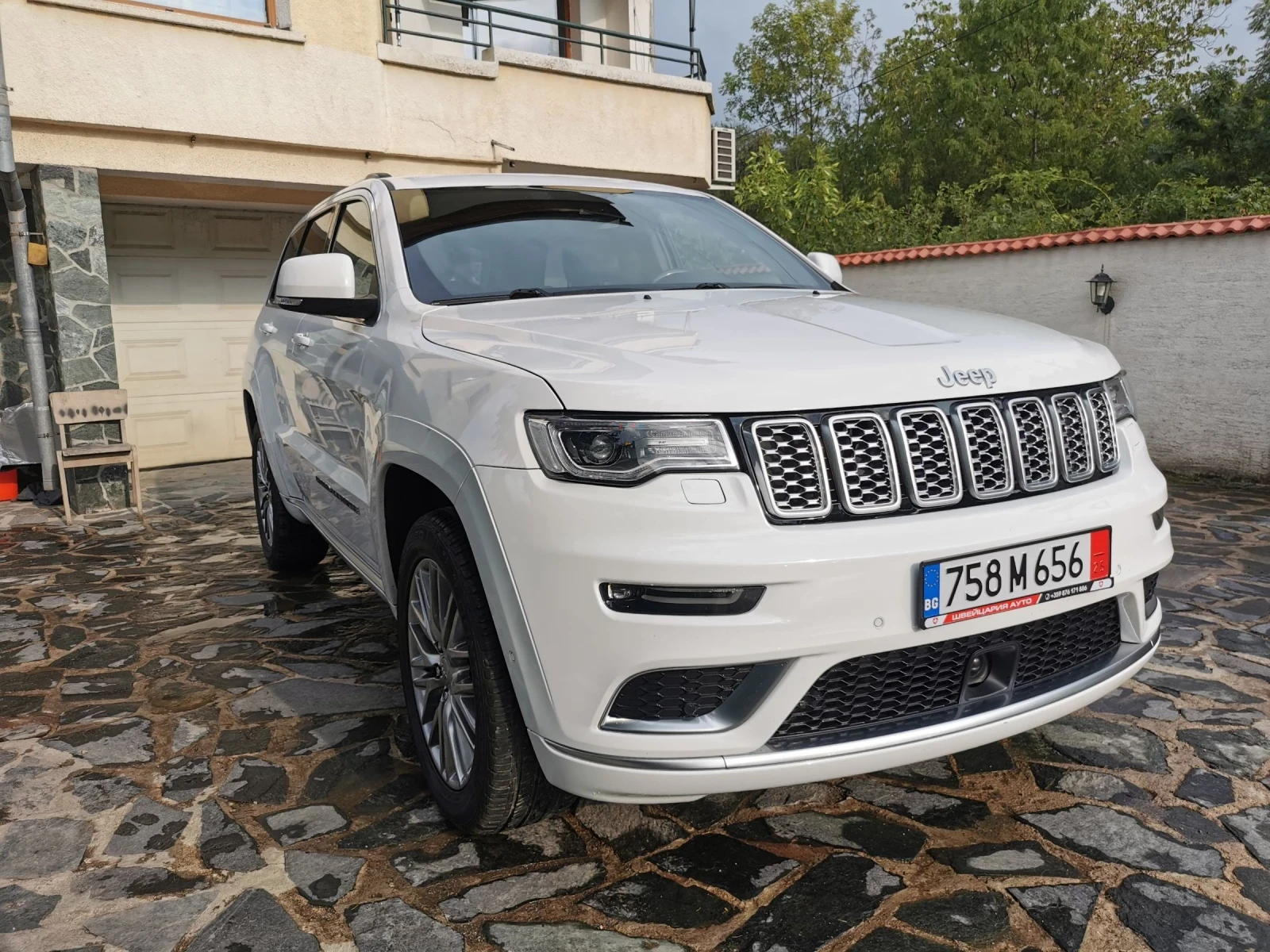Jeep Grand cherokee 3.0 CRD SUMMIT! Всички екстри! 77000км!!! - изображение 3