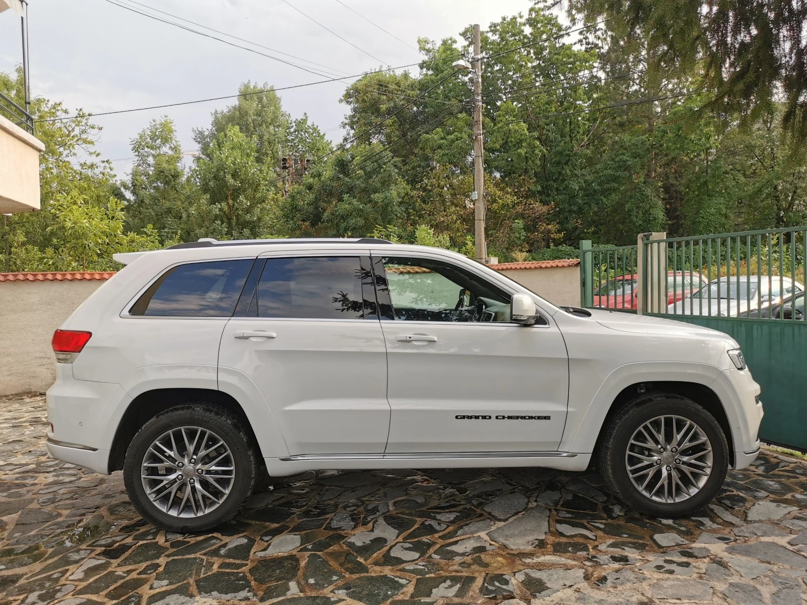Jeep Grand cherokee 3.0 CRD SUMMIT! Всички екстри! 77000км!!! - изображение 5