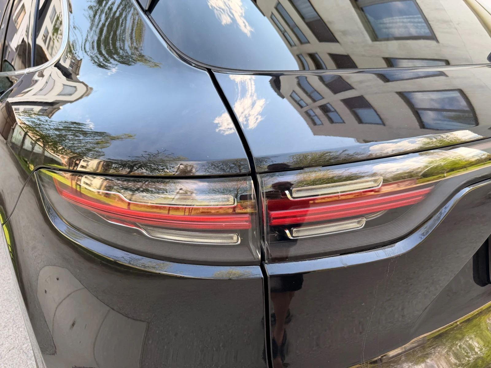 Porsche Cayenne 3.0 / V6 / ПОДГРЕВ / 360 КАМЕРА, снимка 17 - Автомобили и джипове - 53350928
