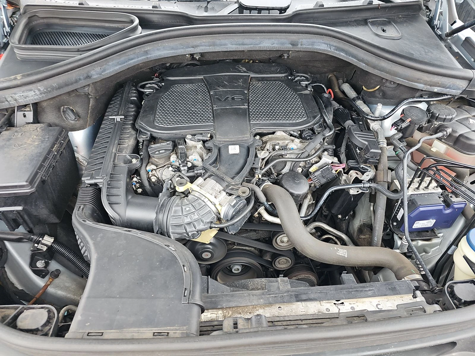 Mercedes-Benz GLE 350 4MATIC, снимка 16 - Автомобили и джипове - 53713664