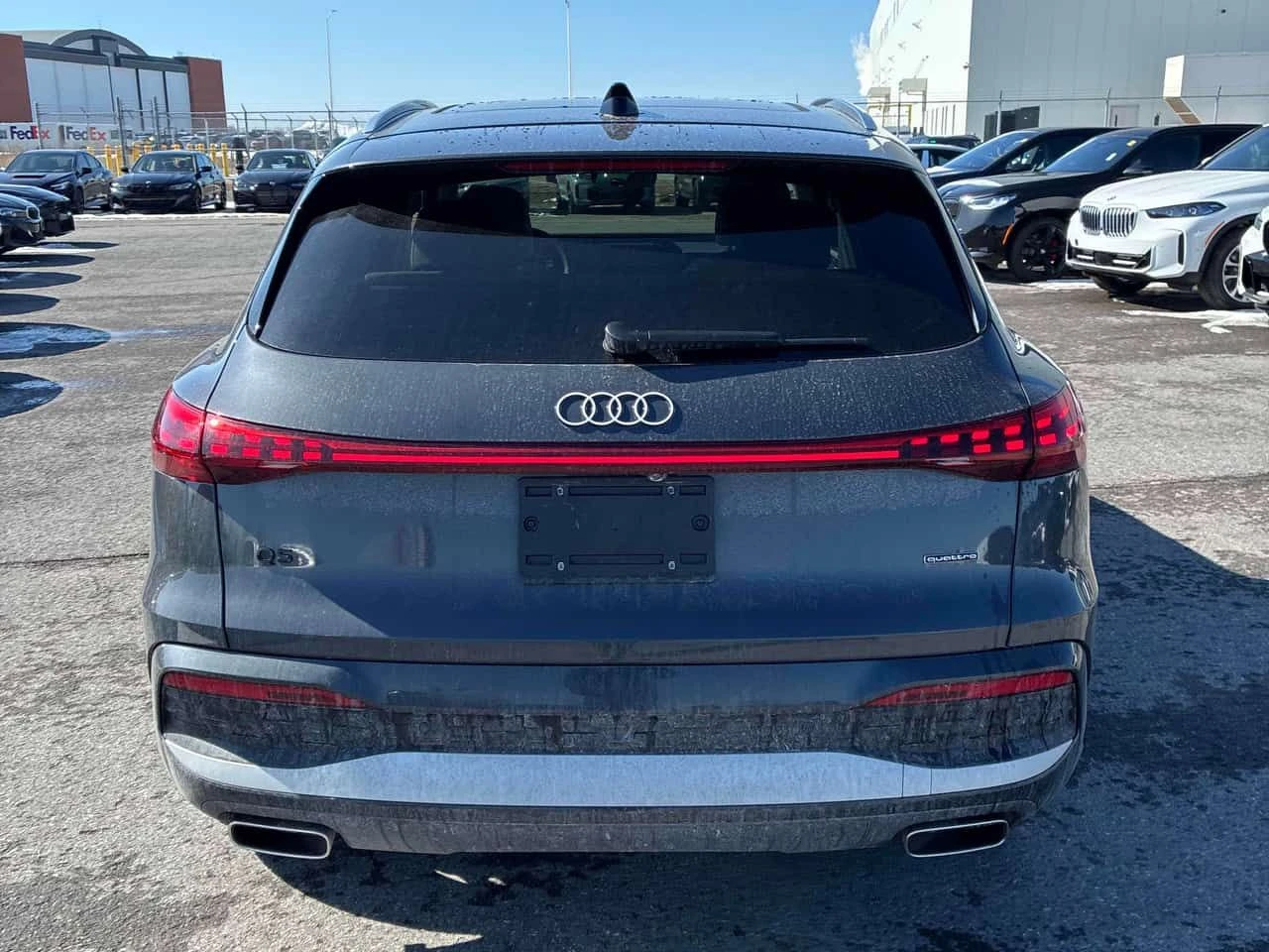 Audi Q5 PROGRESSIV/ПАНОРАМА/ДИСТРОНИК/360/ПРЕДСТАВИТЕЛСТВО, снимка 5 - Автомобили и джипове - 54005740