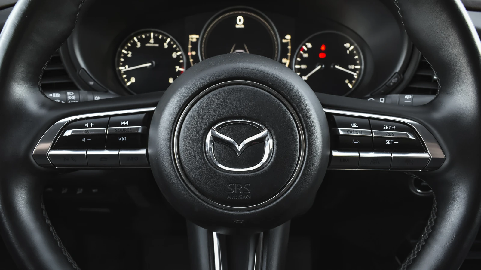 Mazda CX-30 2.0 SKYACTIVE-G Comfort PLUS 4x4 Automatic, снимка 10 - Автомобили и джипове - 54428061